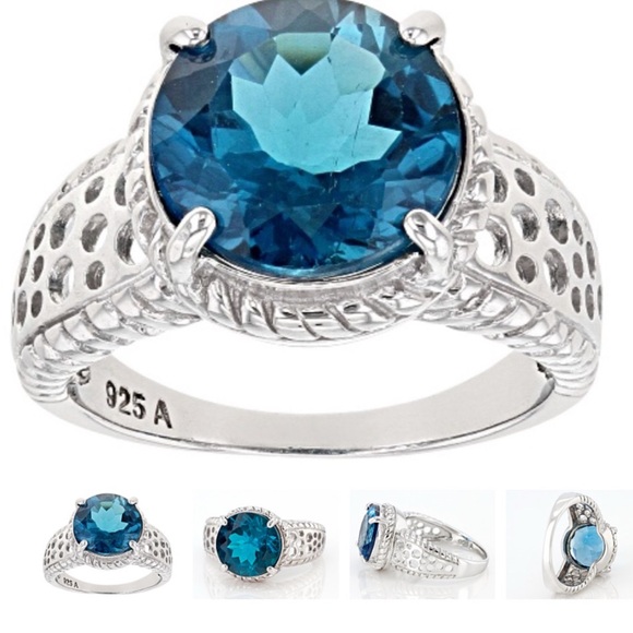 Elegant Silver and Blue Gemstone Ring